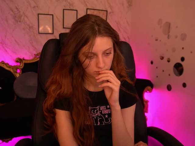 CuteeFoxy live cam on BongaCams