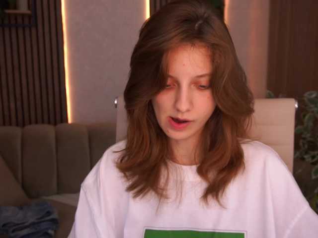 CuteeFoxy live cam on BongaCams
