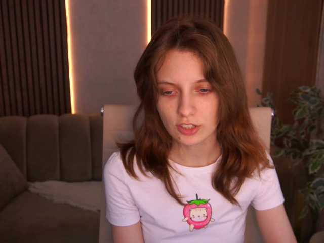 CuteeFoxy live cam on BongaCams