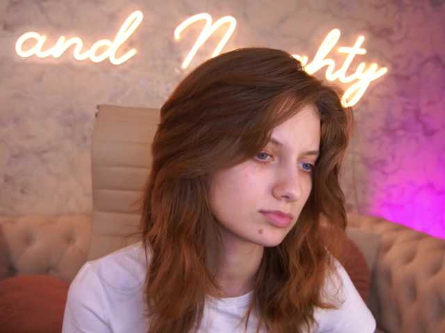 CuteeFoxy live cam on BongaCams