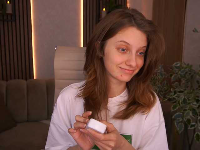 CuteeFoxy live cam on BongaCams