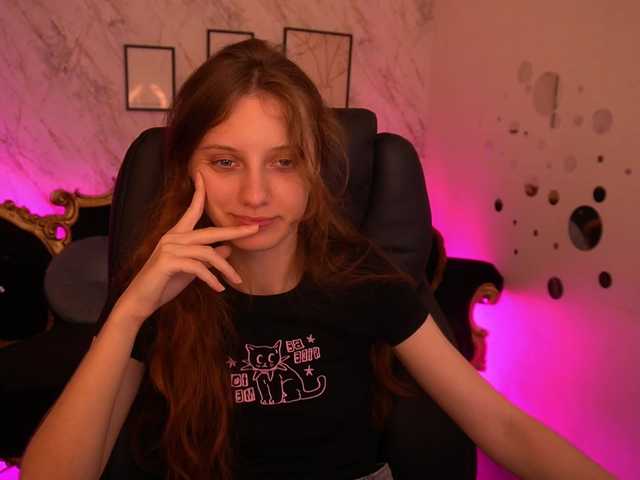 CuteeFoxy live cam on BongaCams
