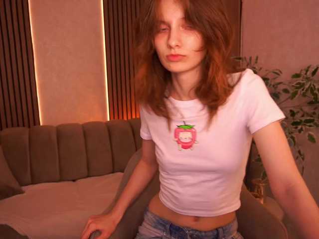 CuteeFoxy live cam on BongaCams