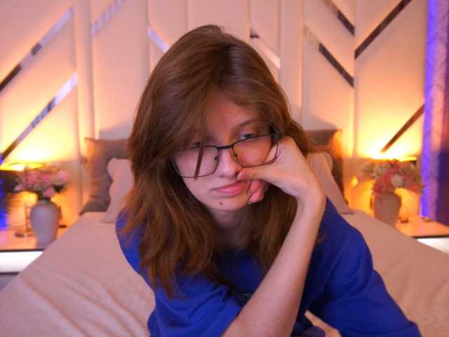 CuteeFoxy live cam on BongaCams
