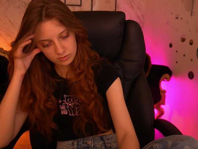 CuteeFoxy live cam on BongaCams
