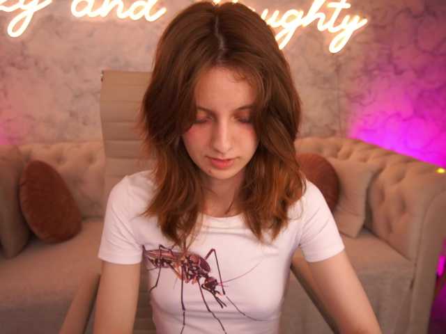 CuteeFoxy live cam on BongaCams