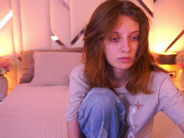 CuteeFoxy live cam on BongaCams
