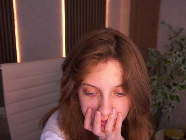 CuteeFoxy live cam on BongaCams