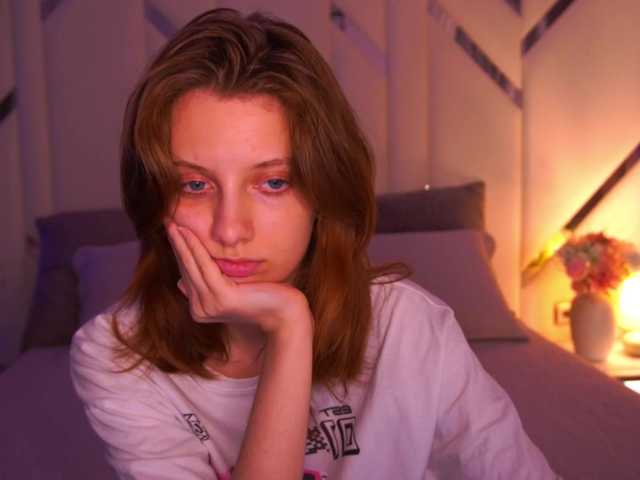 CuteeFoxy live cam on BongaCams