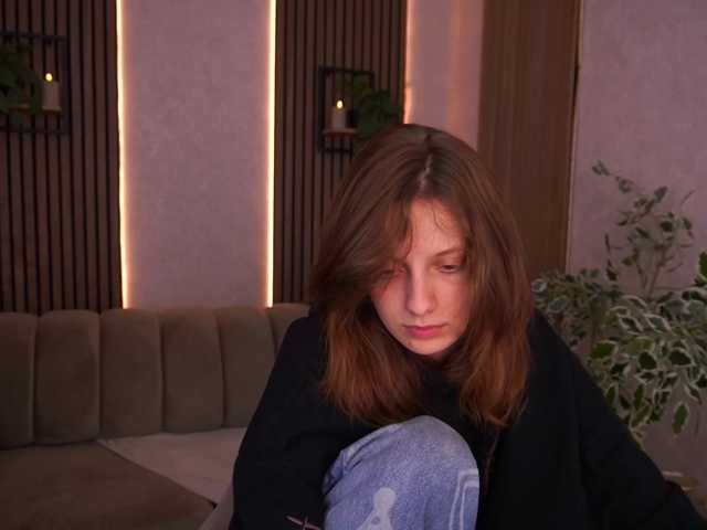 CuteeFoxy live cam on BongaCams