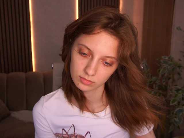 CuteeFoxy live cam on BongaCams