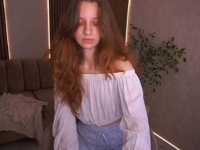 CuteeFoxy live cam on BongaCams