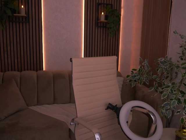 CuteeFoxy live cam on BongaCams