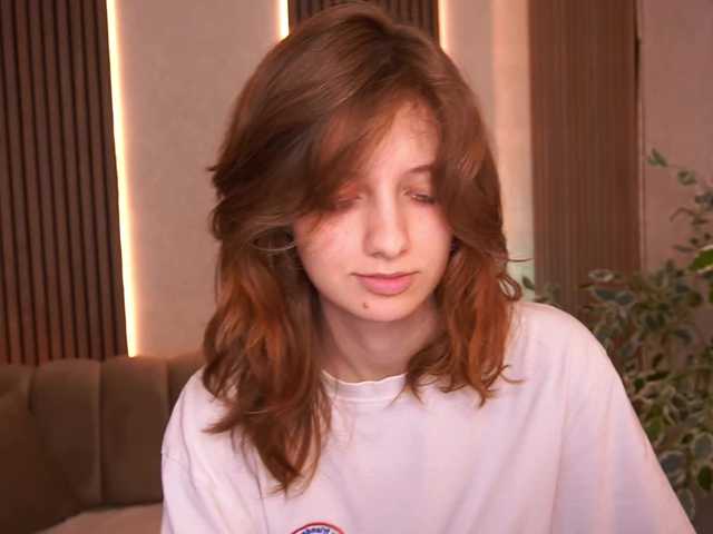 CuteeFoxy live cam on BongaCams