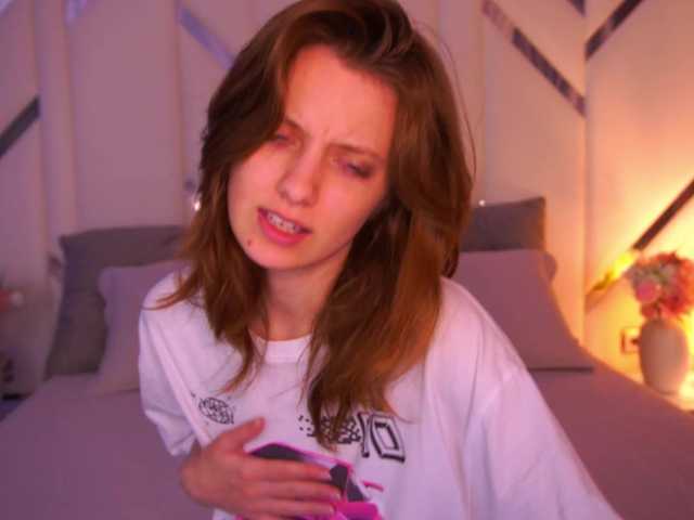 CuteeFoxy live cam on BongaCams