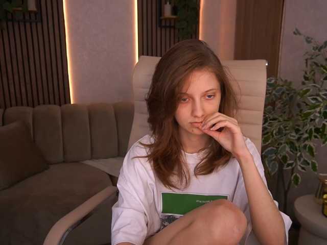 CuteeFoxy live cam on BongaCams