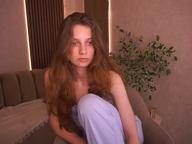 CuteeFoxy live cam on BongaCams