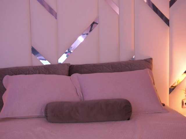 CuteeFoxy live cam on BongaCams