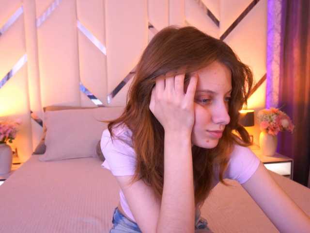 CuteeFoxy live cam on BongaCams