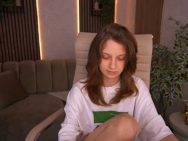 CuteeFoxy live cam on BongaCams