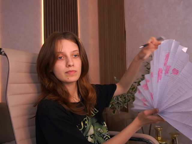 CuteeFoxy live cam on BongaCams