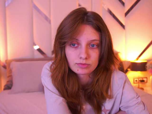 CuteeFoxy live cam on BongaCams