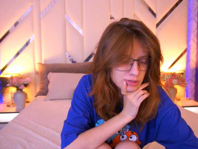 CuteeFoxy live cam on BongaCams