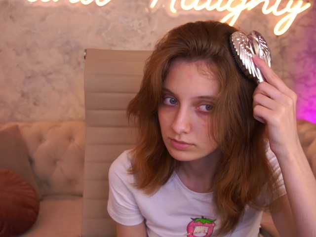 CuteeFoxy live cam on BongaCams