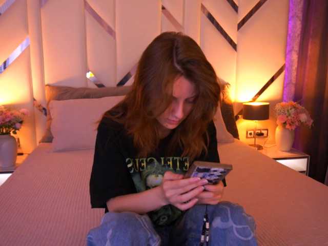 CuteeFoxy live cam on BongaCams
