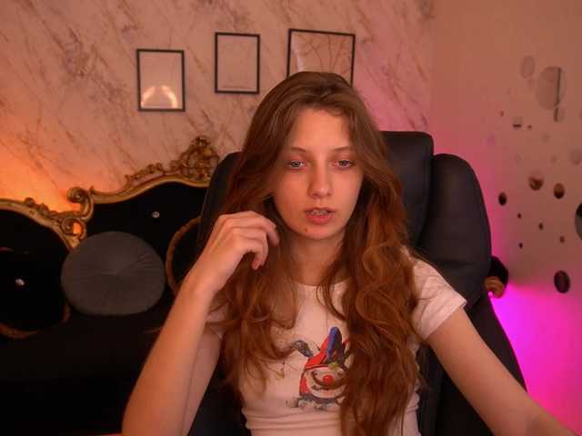 CuteeFoxy live cam on BongaCams