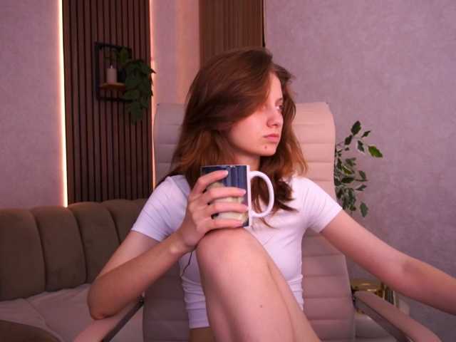 CuteeFoxy live cam on BongaCams