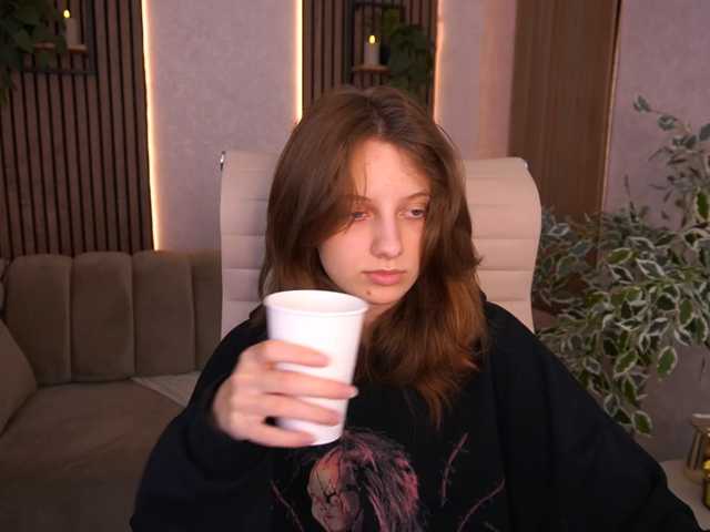 CuteeFoxy live cam on BongaCams