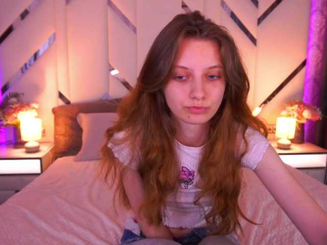 CuteeFoxy live cam on BongaCams