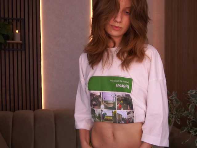 CuteeFoxy live cam on BongaCams