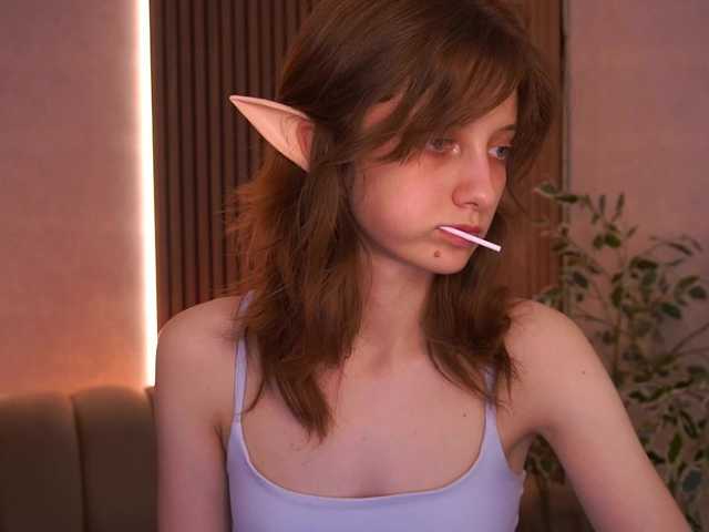 CuteeFoxy live cam on BongaCams