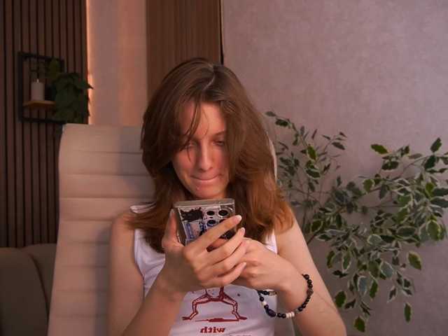 CuteeFoxy, live now on BongaCams