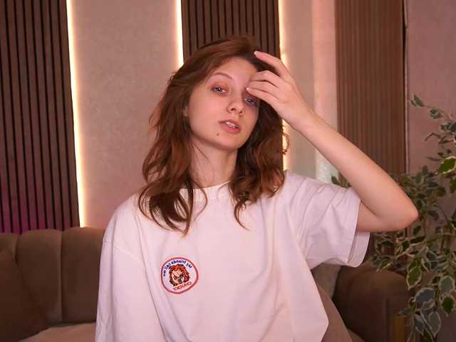 CuteeFoxy live cam on BongaCams