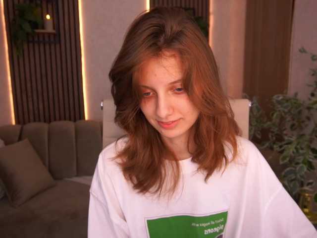 CuteeFoxy live cam on BongaCams