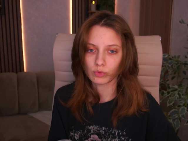 CuteeFoxy live cam on BongaCams