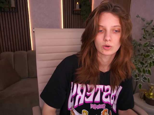 CuteeFoxy live cam on BongaCams