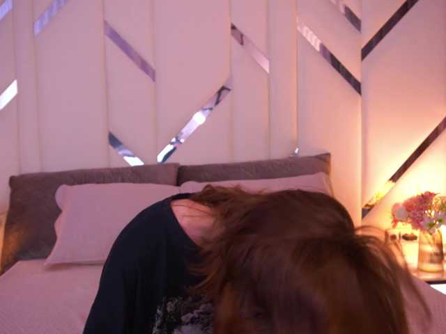 CuteeFoxy live cam on BongaCams