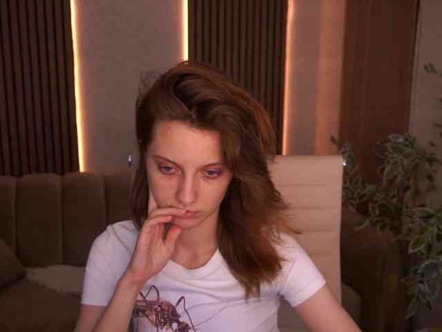 CuteeFoxy - Girl 