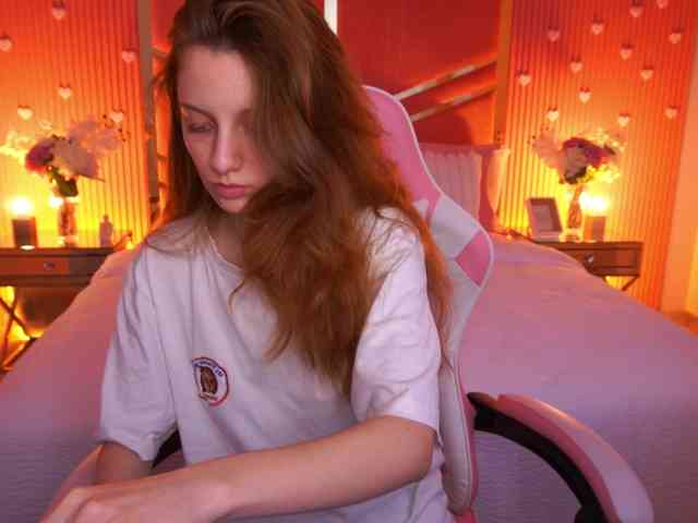 CuteeFoxy webcam