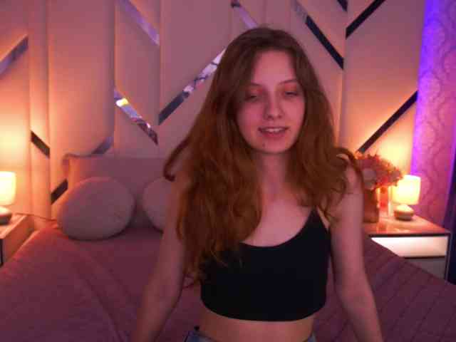 CuteeFoxy webcam