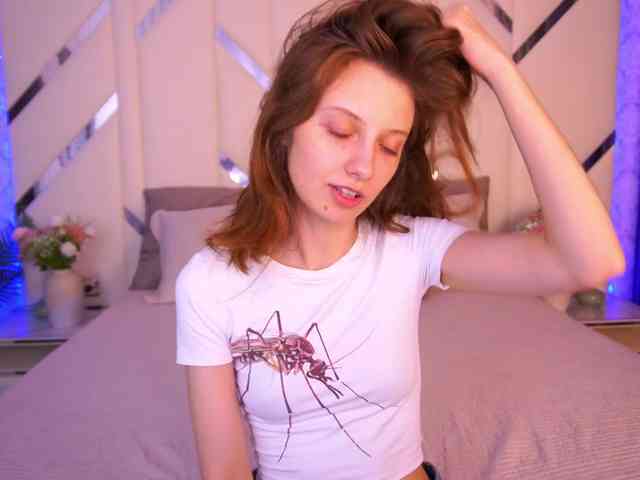 CuteeFoxy - Girl 