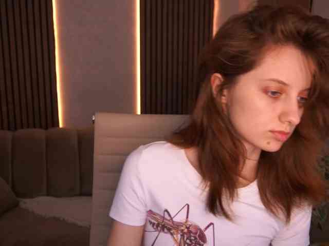 CuteeFoxy webcam