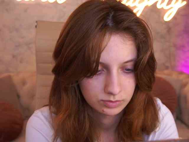 CuteeFoxy Live Webcam on BongaCams