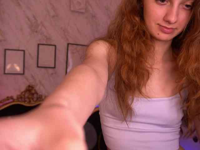 CuteeFoxy webcam