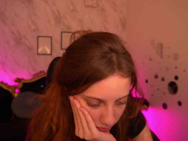 CuteeFoxy webcam