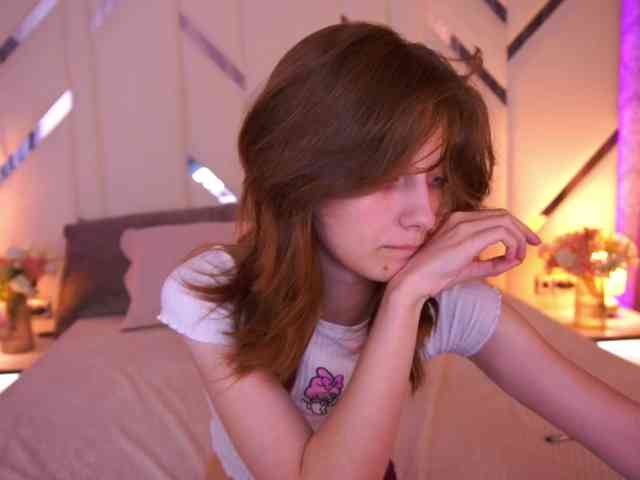 CuteeFoxy webcam